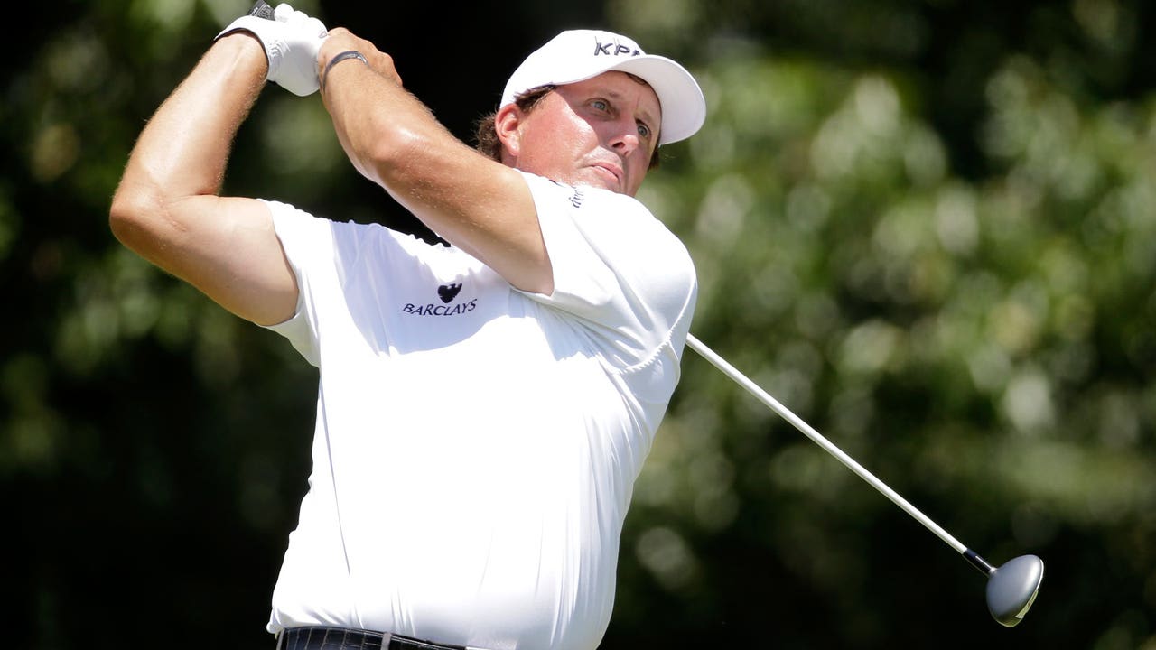 Phil Mickelson four shots behind three co-leaders at St. Jude Classic